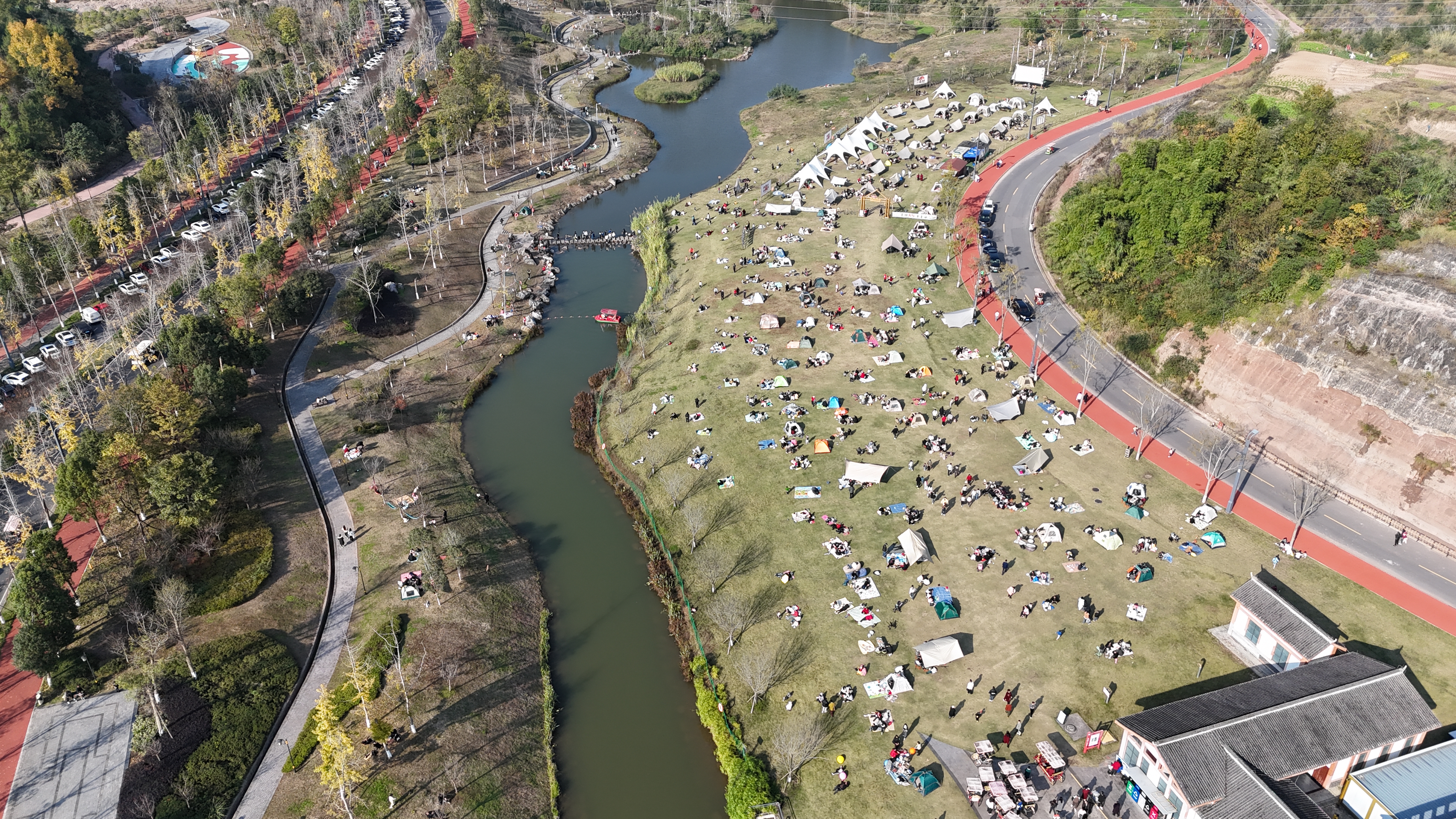 年味拉满人气旺 九寨山景区春节假期圆满收官(图1)